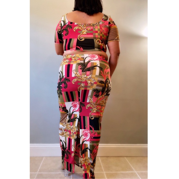 Short Sleeve Top & Skirt "Fierce" Set: Plus Size - Picture 3 of 5